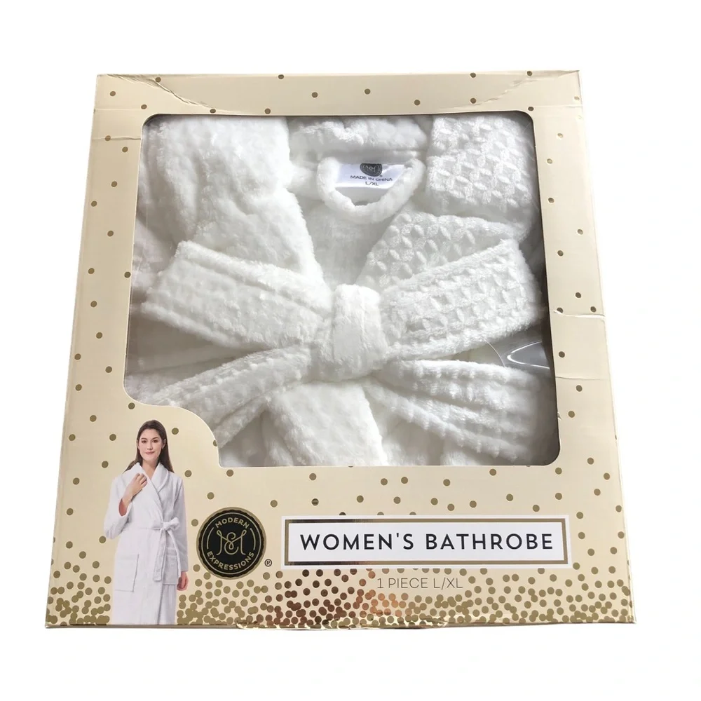 White Cushy Robe (NWT) L/XL - Picture 3 of 4
